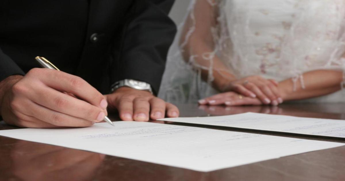 عقد الزواج العرفي في مصر وأبرز المشكلات القانونية المرتبطة بإثباته وحماية الحقوق